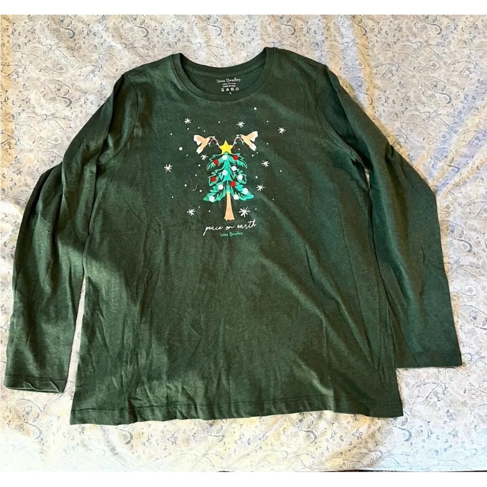 Vera Bradley Christmas tree peace on earth dark green long sleeve shirt large